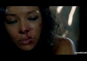 Jessica Parker Kennedy apropos Threatening Sails 2014-2016