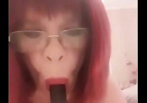 Italian mature housewife licks and sucks will not hear of dildo in an extremely provocative way