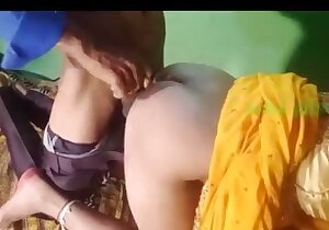 स्टेप मो@m ने बे ते से पीली साड़ी में इंडिया रियल चुदाईअब नही बरदास होती मेरी गाड़ एनल सेक्स